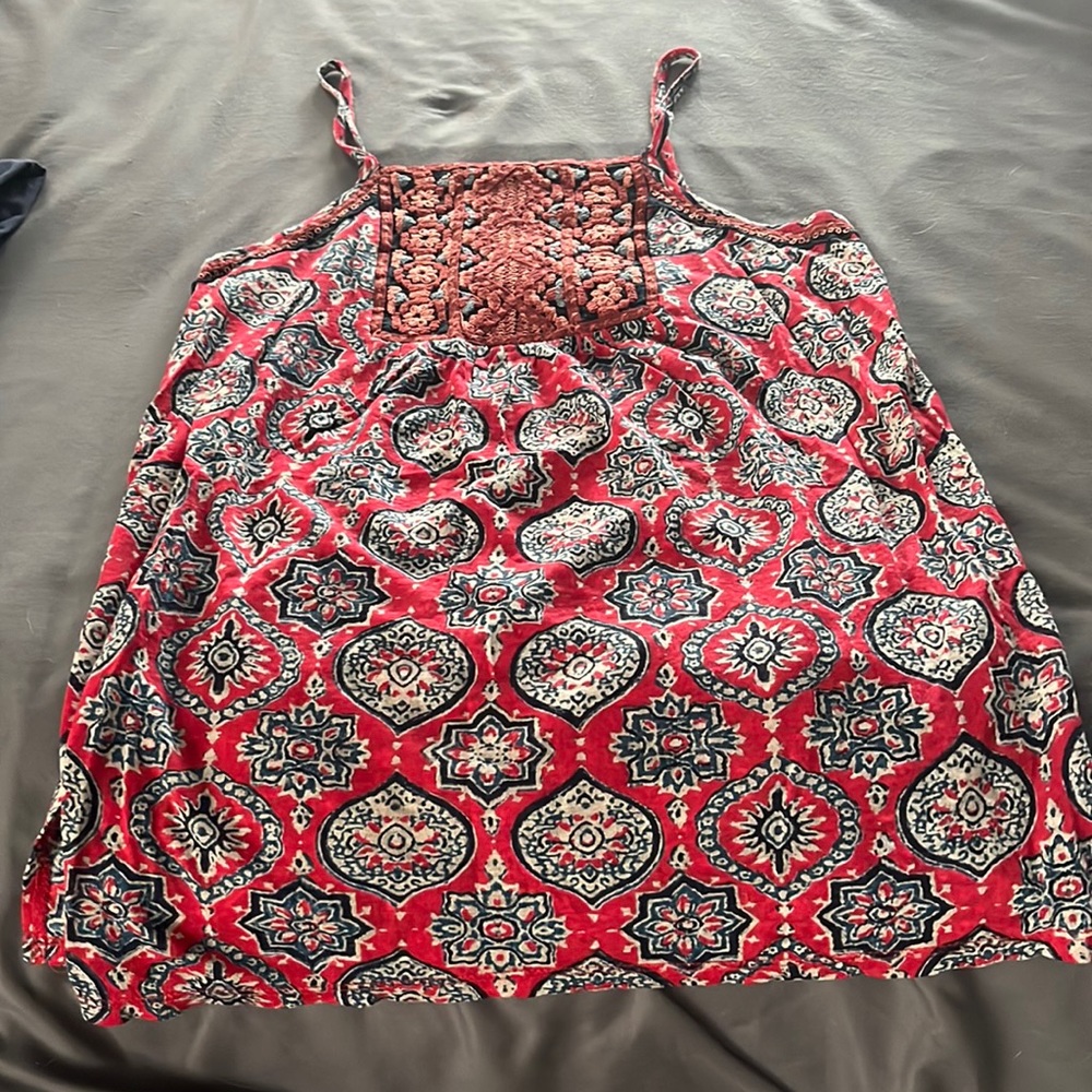 Light weight tank top